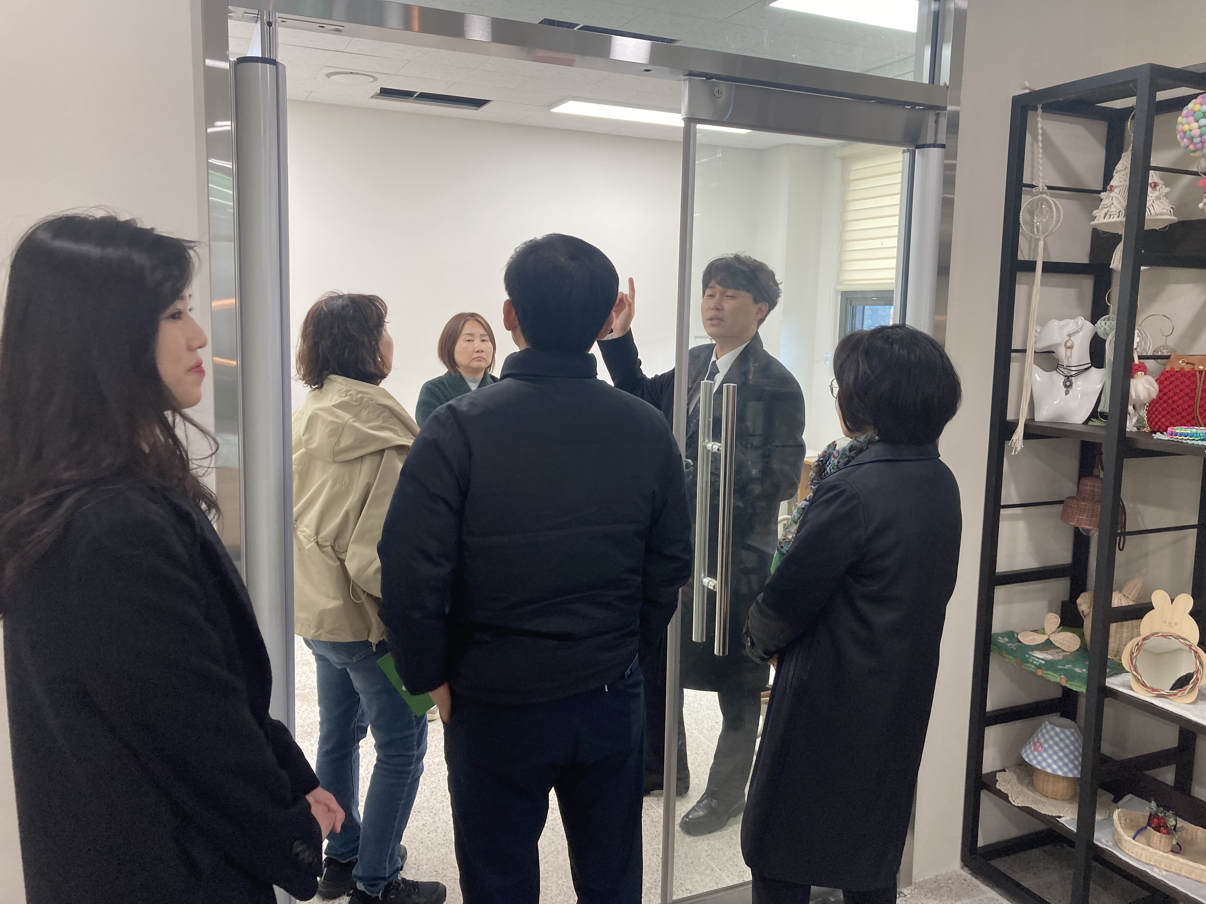 유에이지,브라운스킨 공동 이전개업식