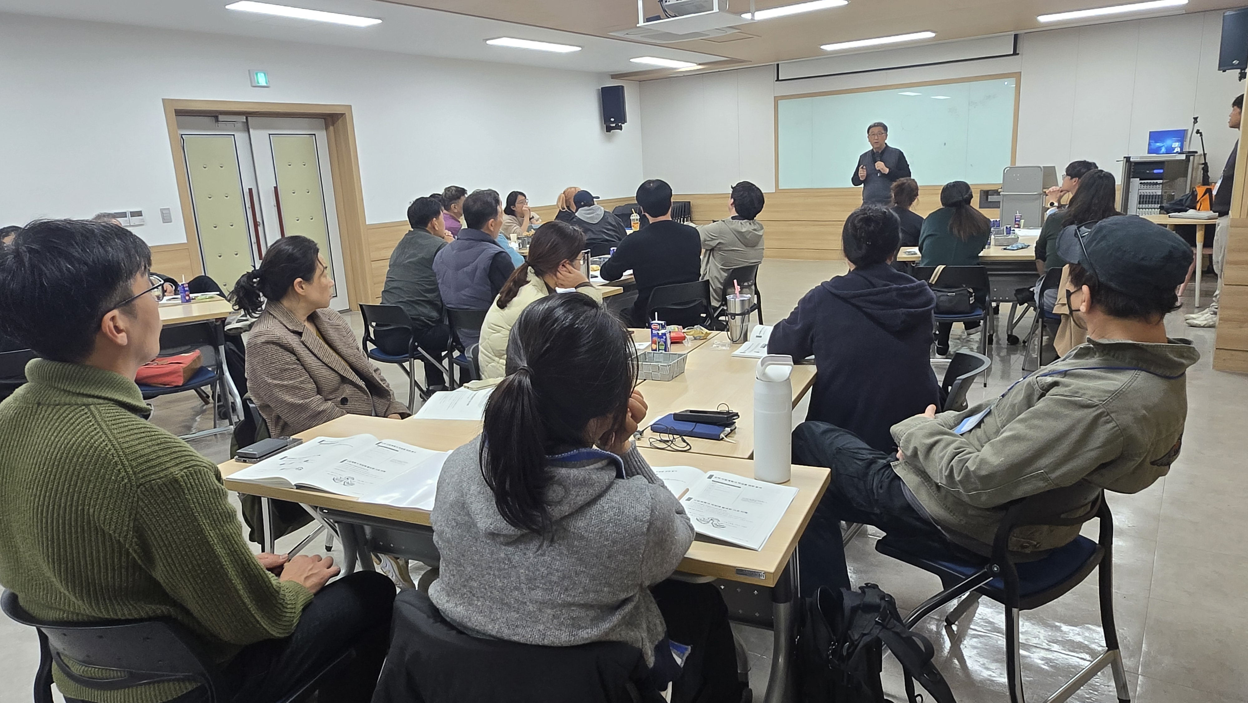 [사회적경제-창업아카데미]2025 어서와!창업은처음이지?-기초과정 3차,4차 수료식